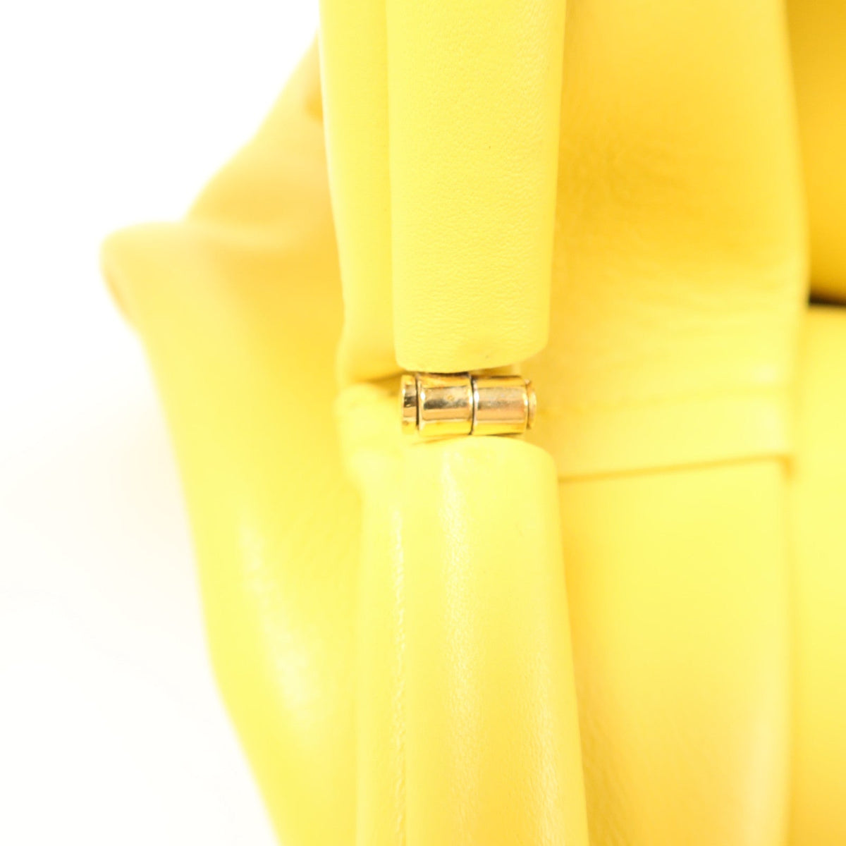 Bottega Veneta Mirabelle · Calfskin