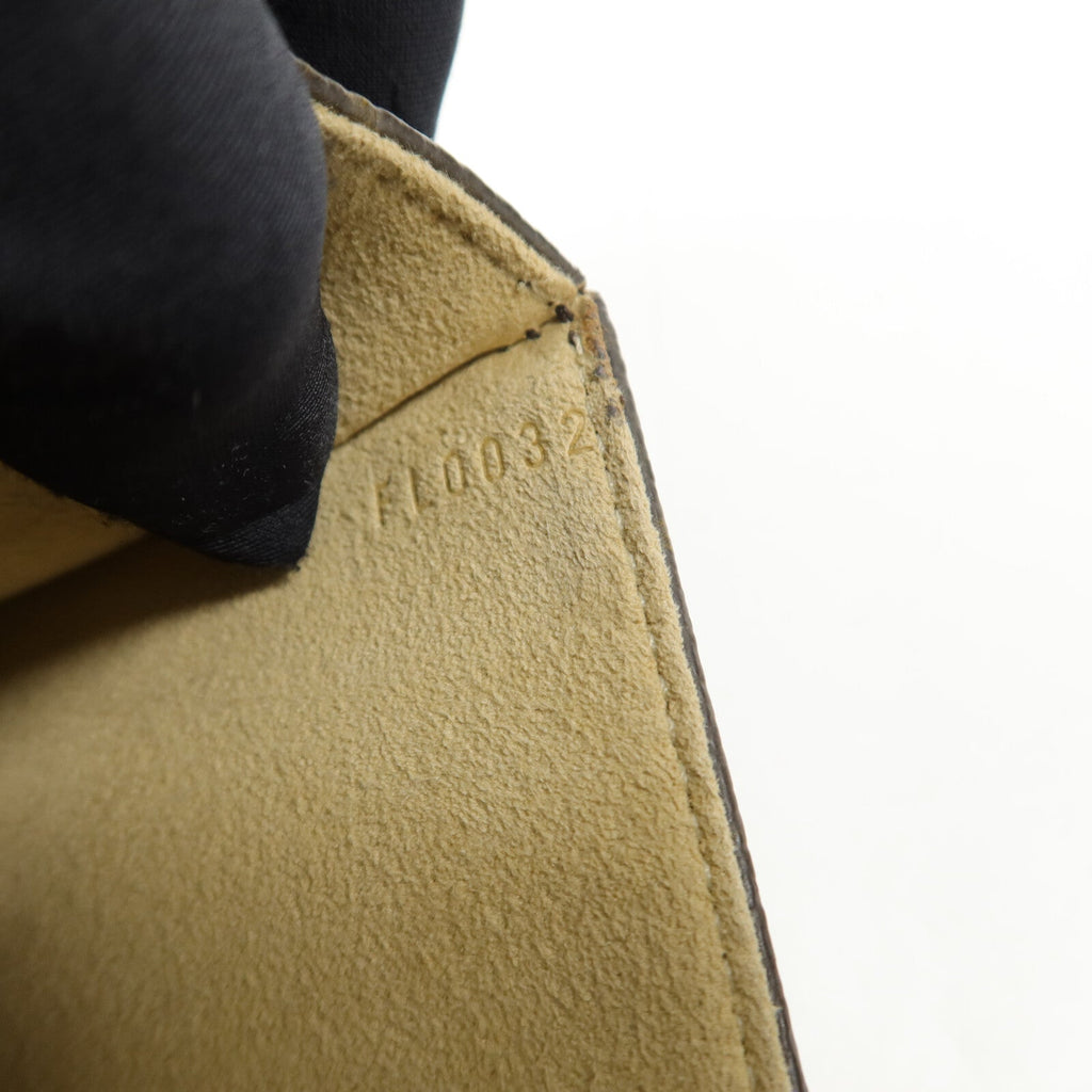 Louis Vuitton Pochette Florentine · Monogram