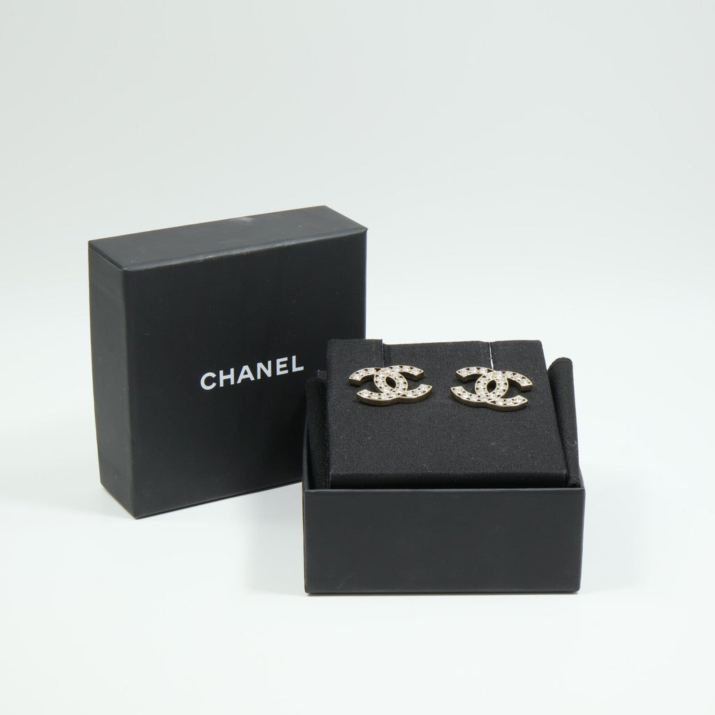 Chanel CC Earrings · Crystal Detail
