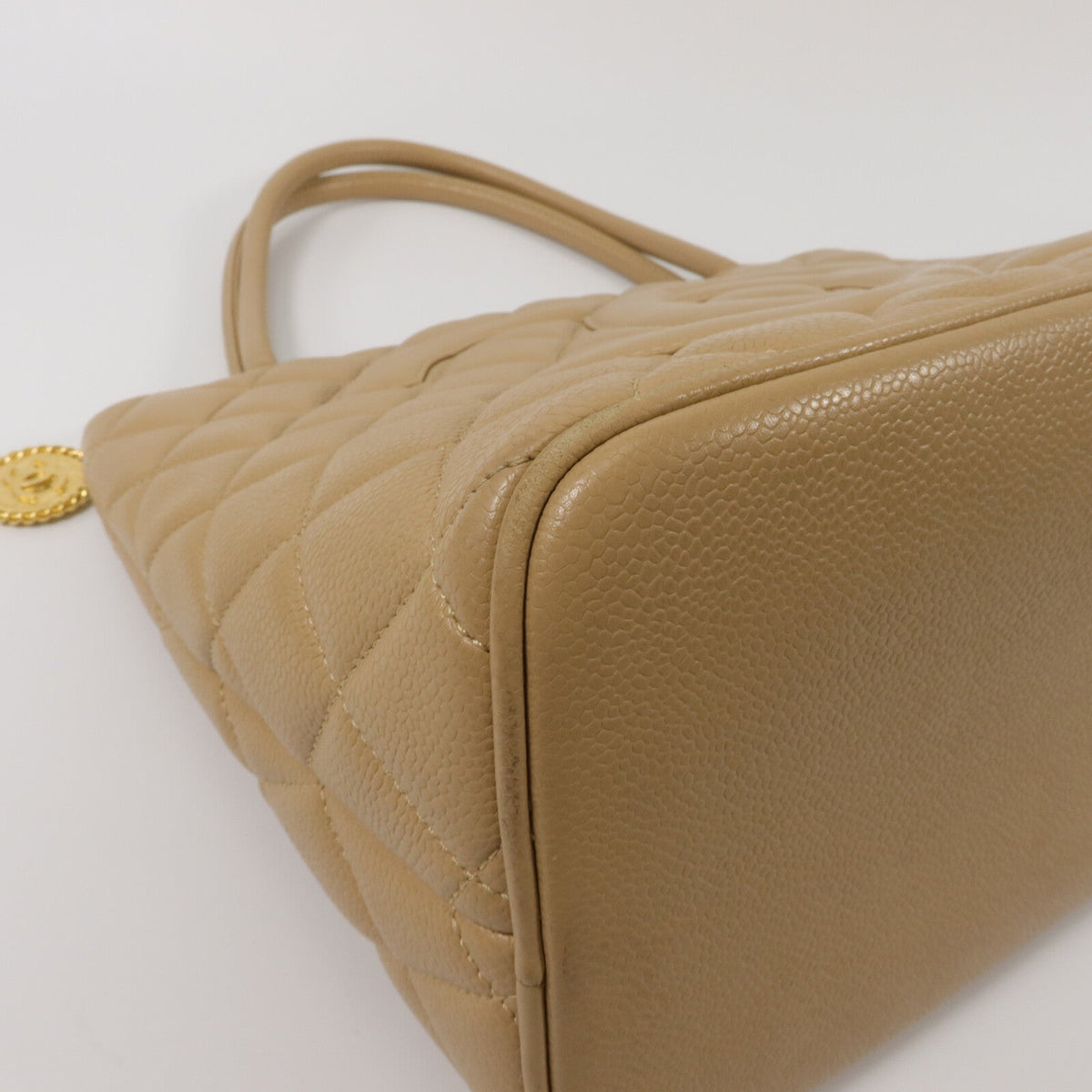 Chanel Vintage Tote · Calfskin