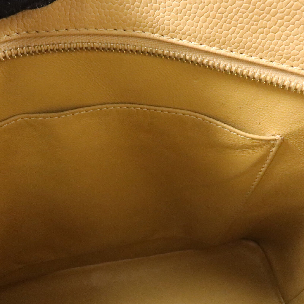 Chanel Vintage Tote · Calfskin