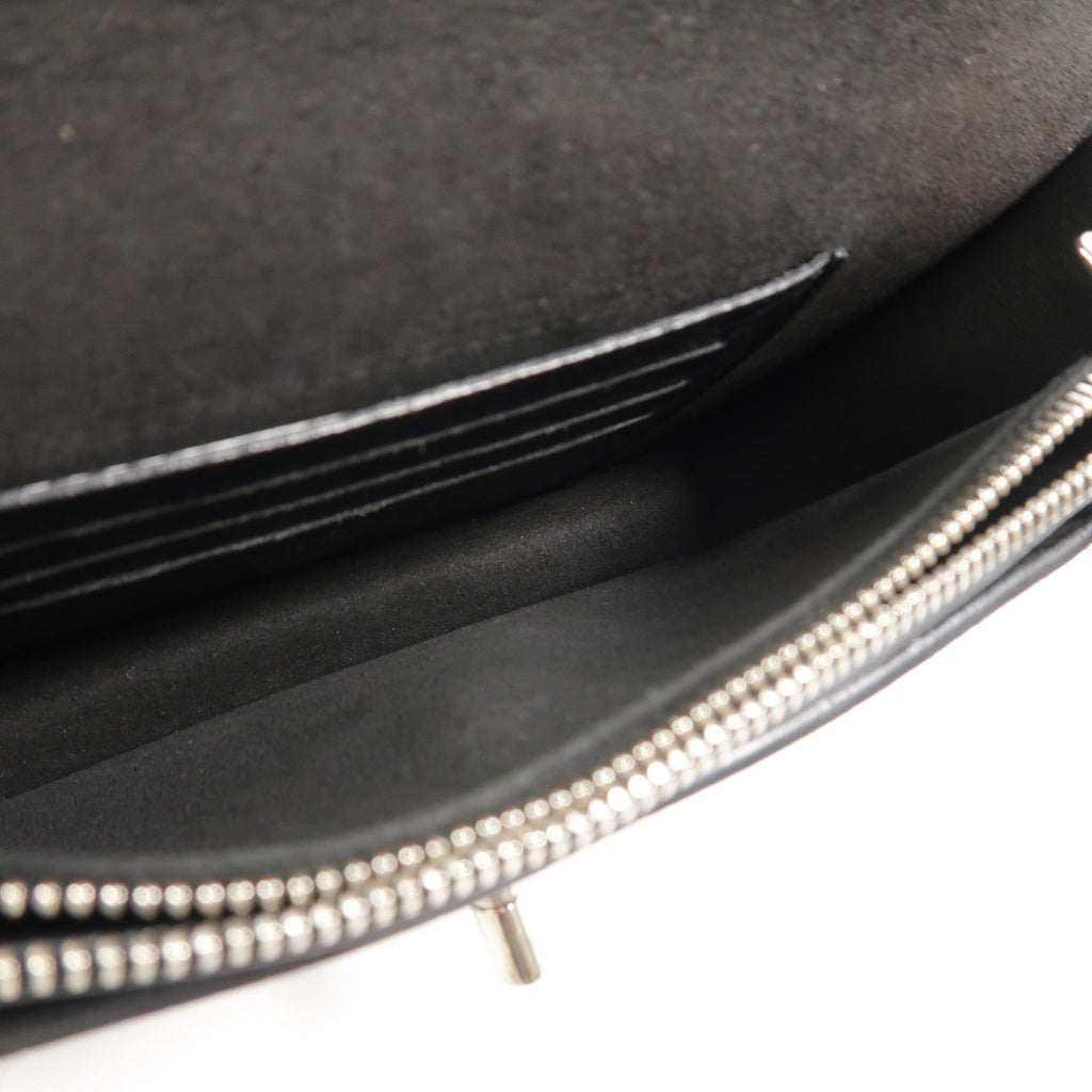 Louis Vuitton MyLockMe · Calfskin Chain Bag