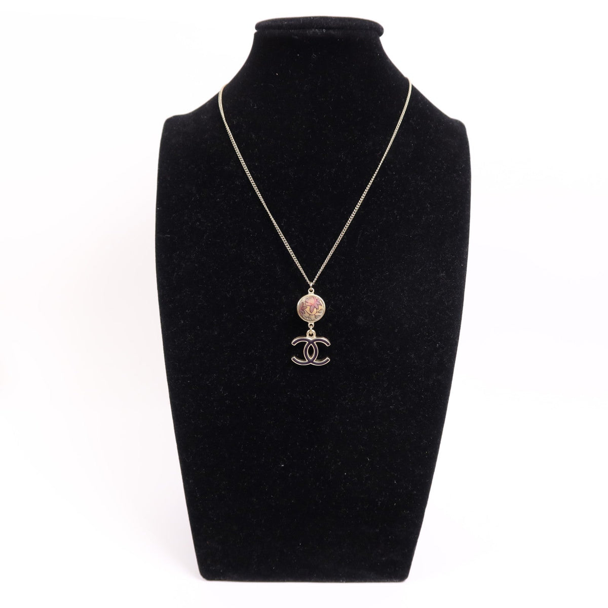 Chanel CC Necklace · Canvas & Metal