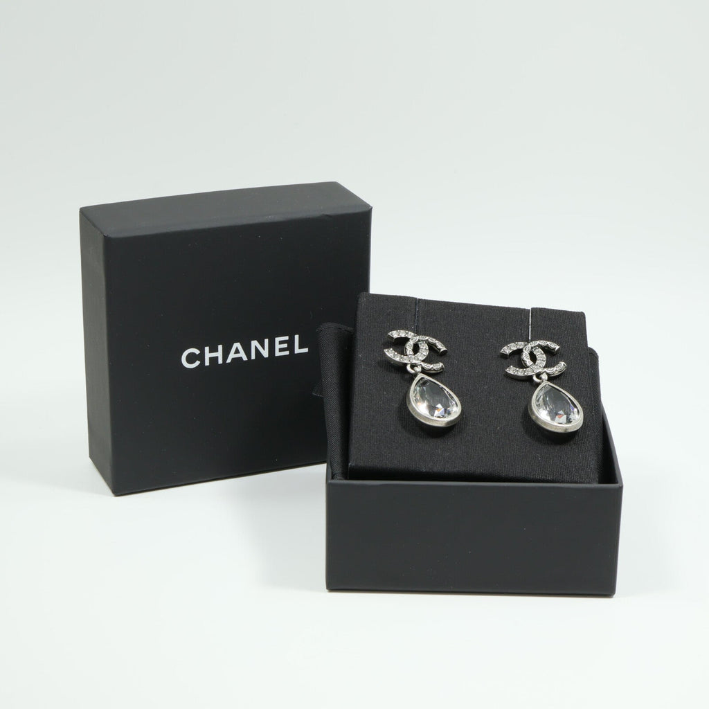 Chanel CC · Metal Earrings