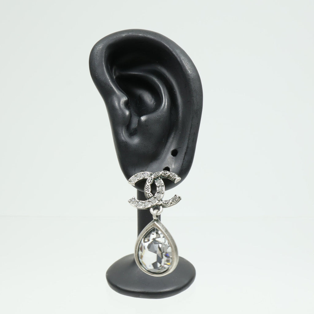 Chanel CC · Metal Earrings