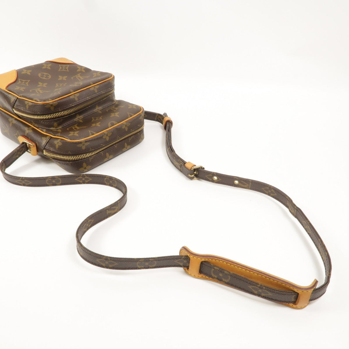 Louis Vuitton Amazon · Monogram Canvas