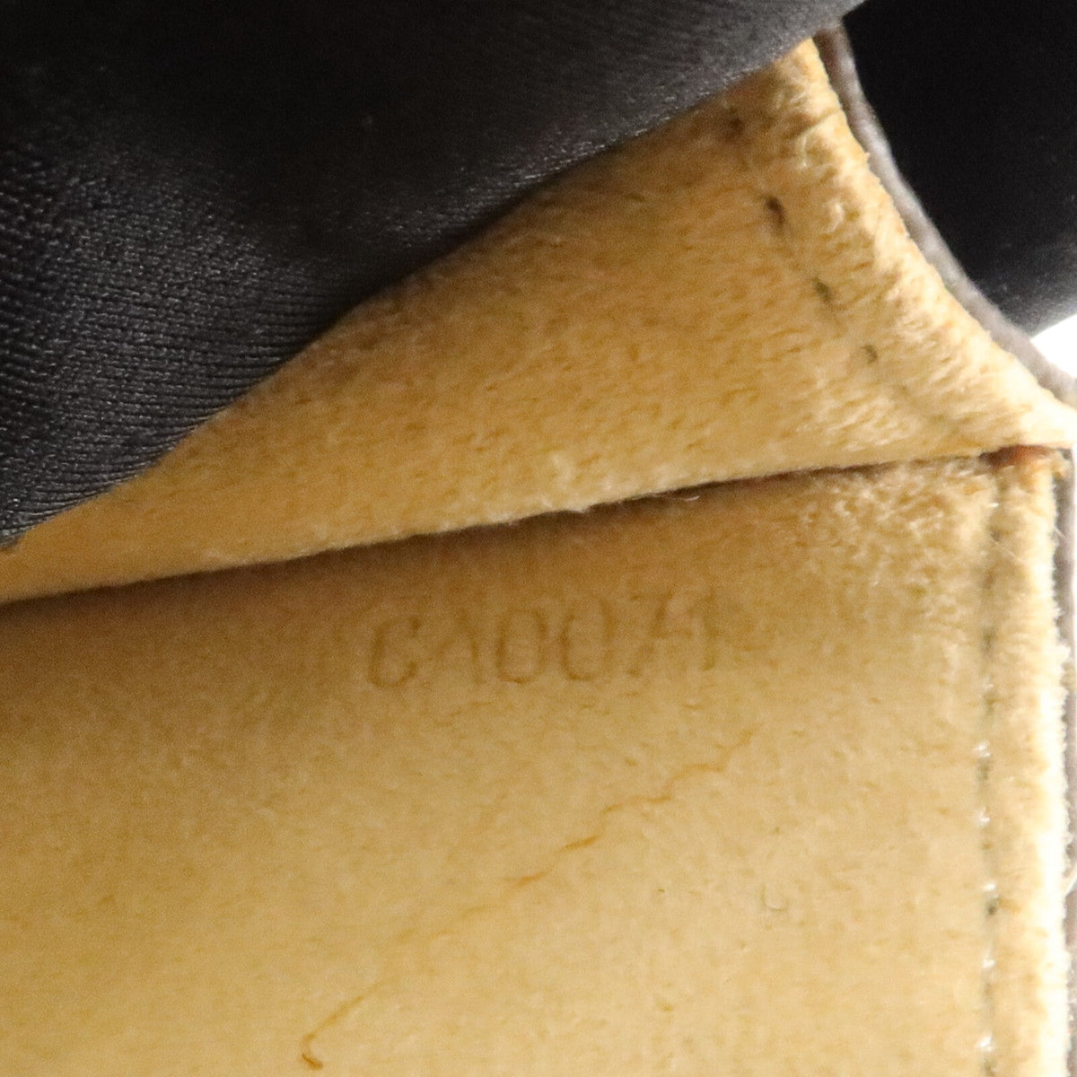Louis Vuitton Pochette Twin PM · Monogram