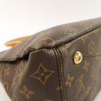 Louis Vuitton Pallas · Monogram Canvas