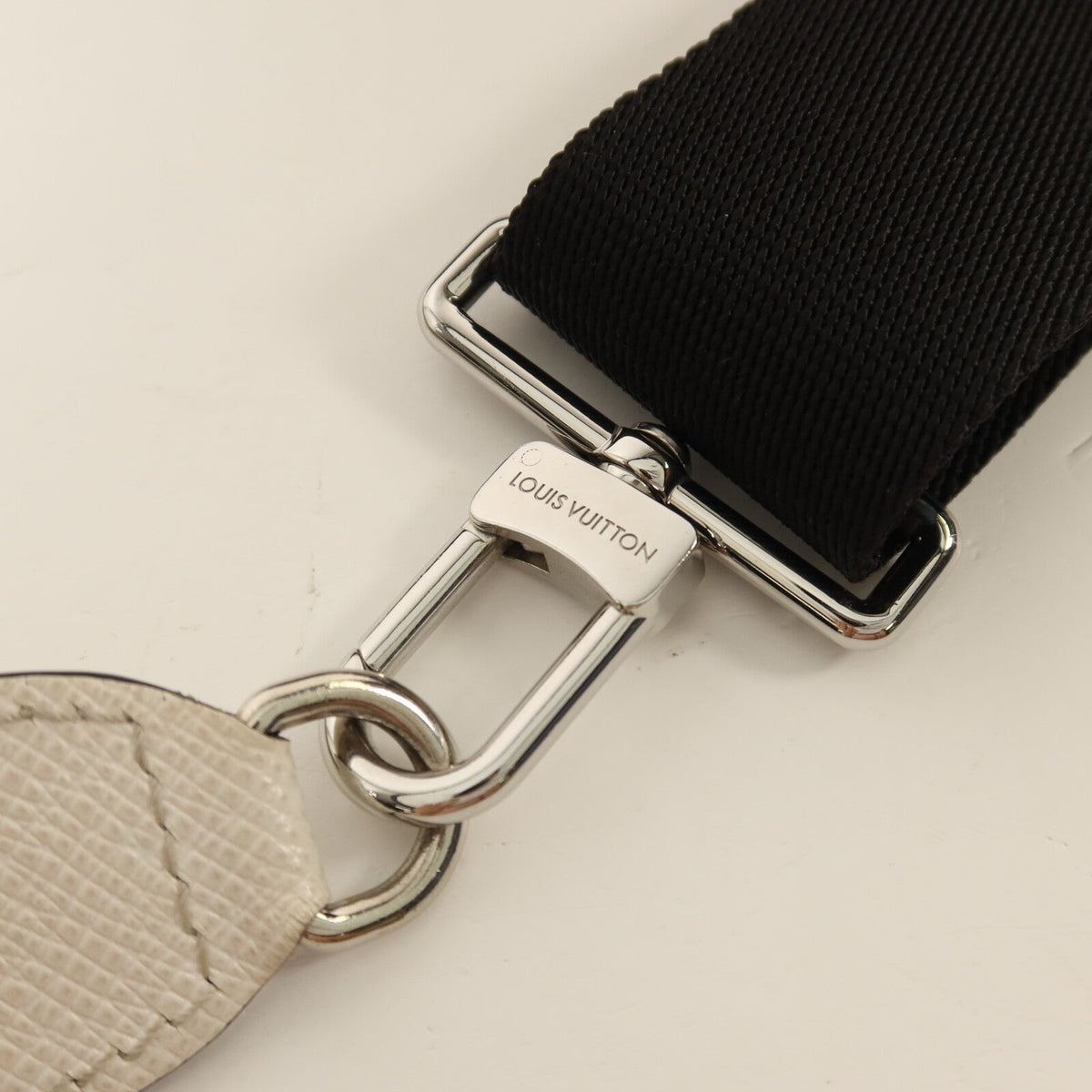 Louis Vuitton Gaston · Taigarama