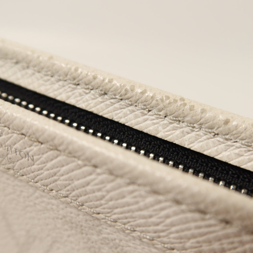 Louis Vuitton Gaston · Taigarama