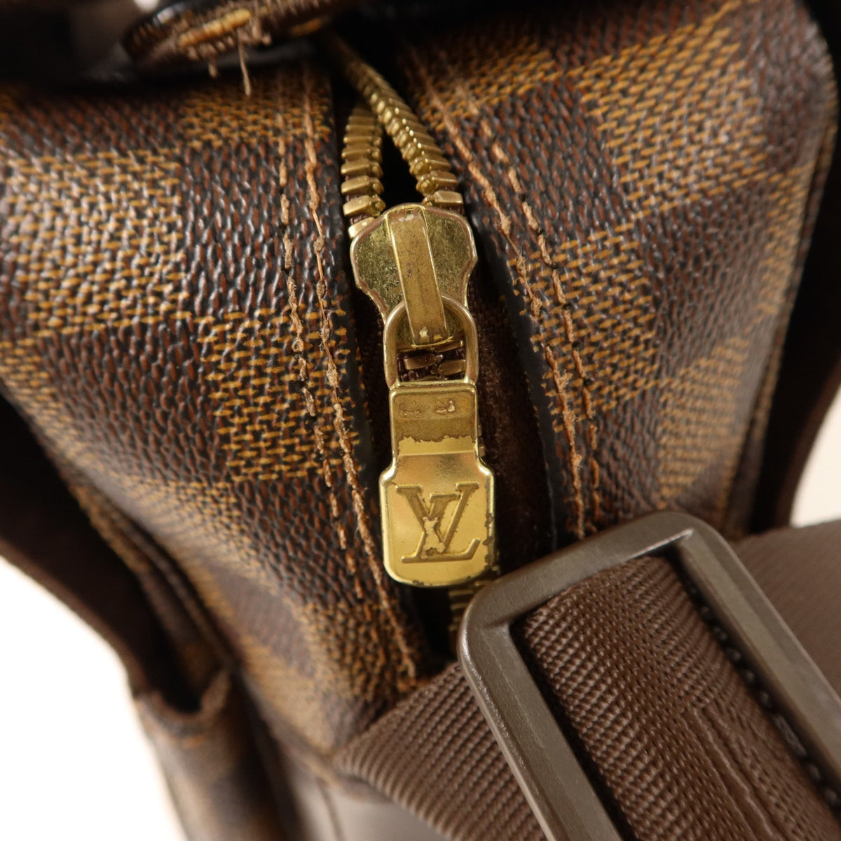 Louis Vuitton Naviglio · Damier