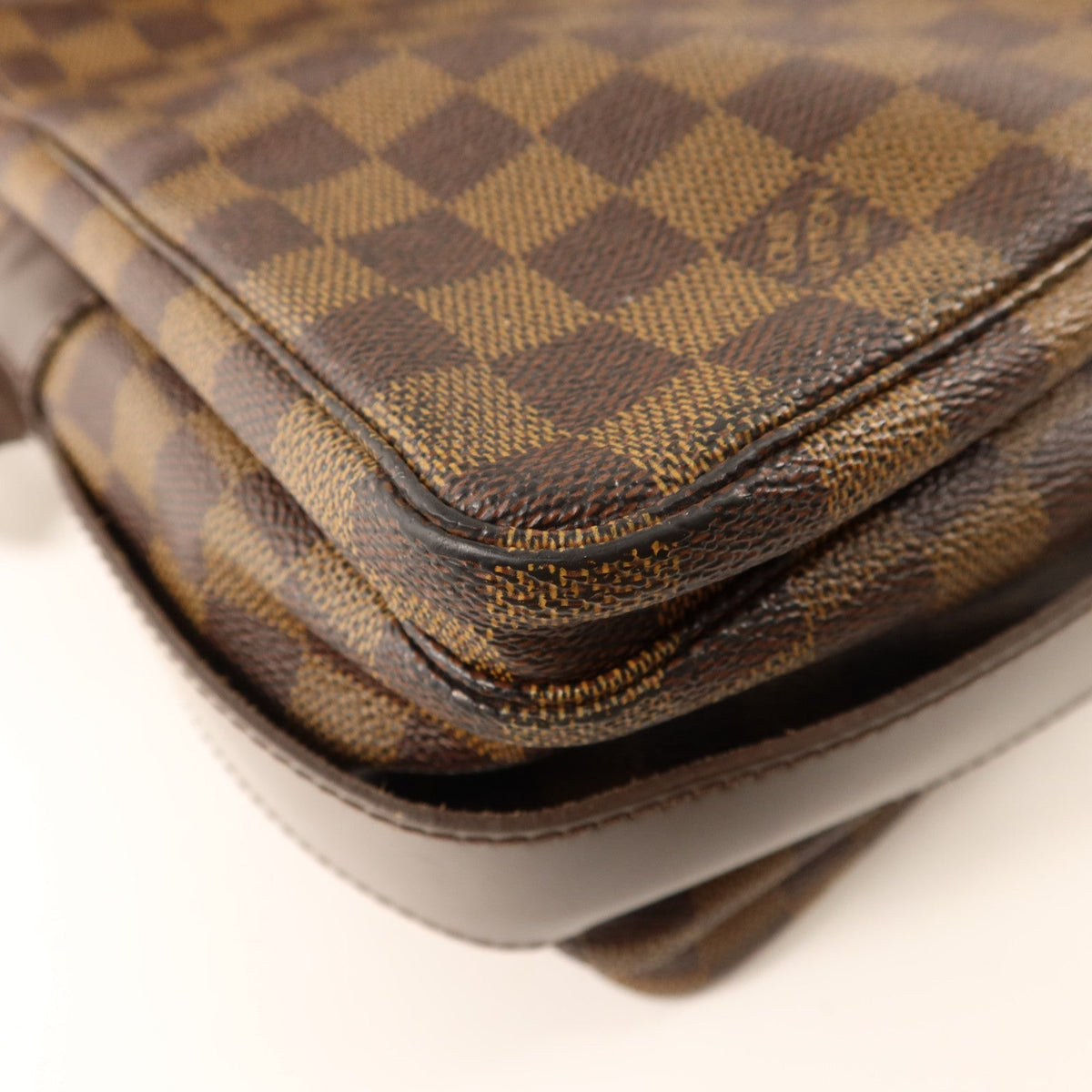 Louis Vuitton Naviglio · Damier