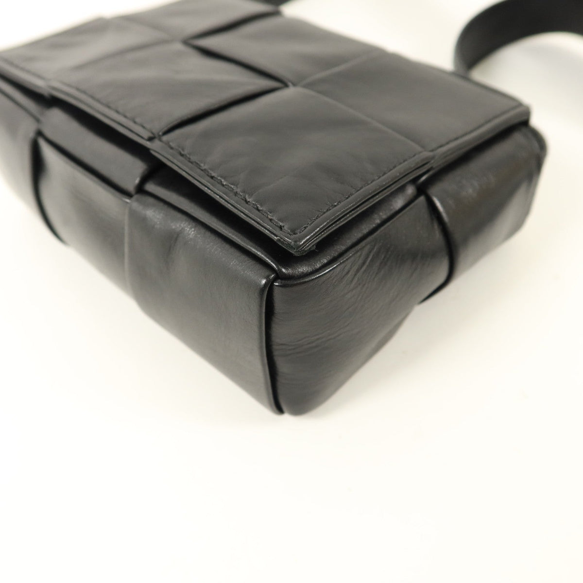 Bottega Veneta Mini Cassette · Calfskin