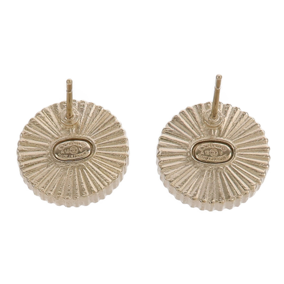 Chanel CC Earrings · Metal
