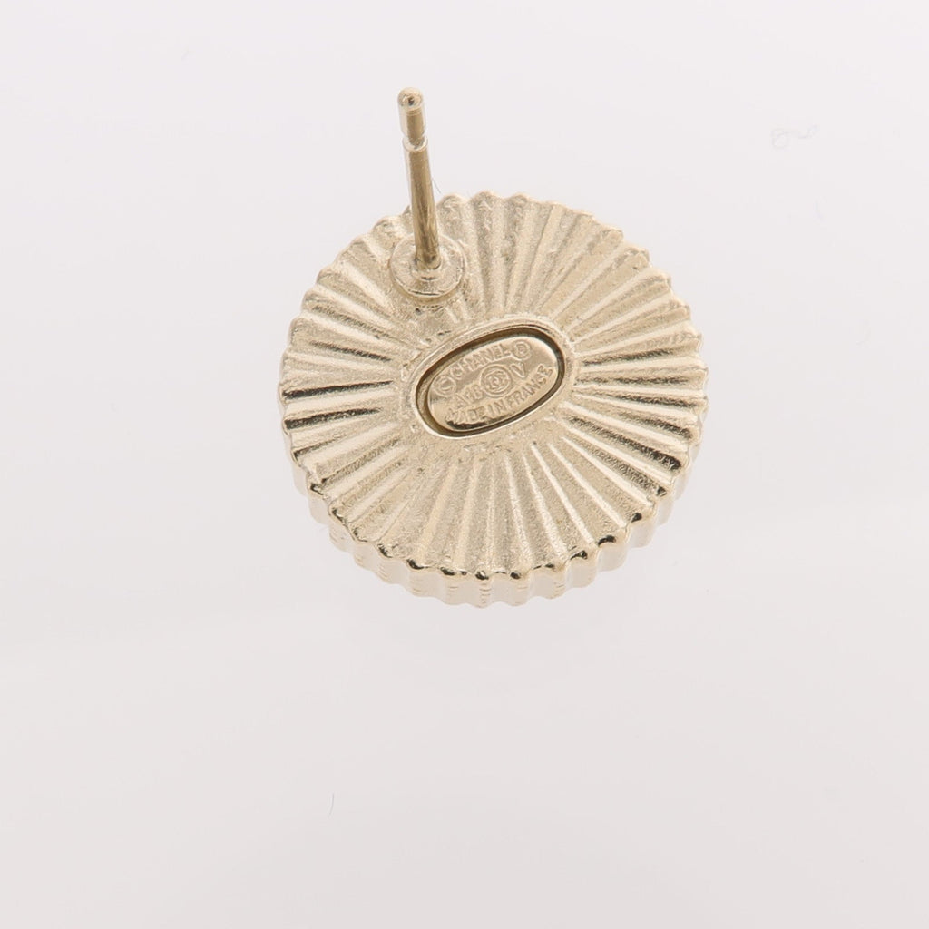 Chanel CC Earrings · Metal