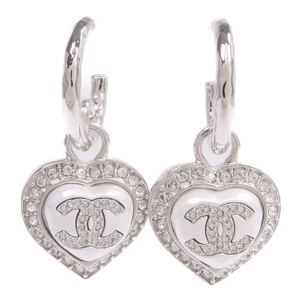 Chanel CC Earrings · Metal