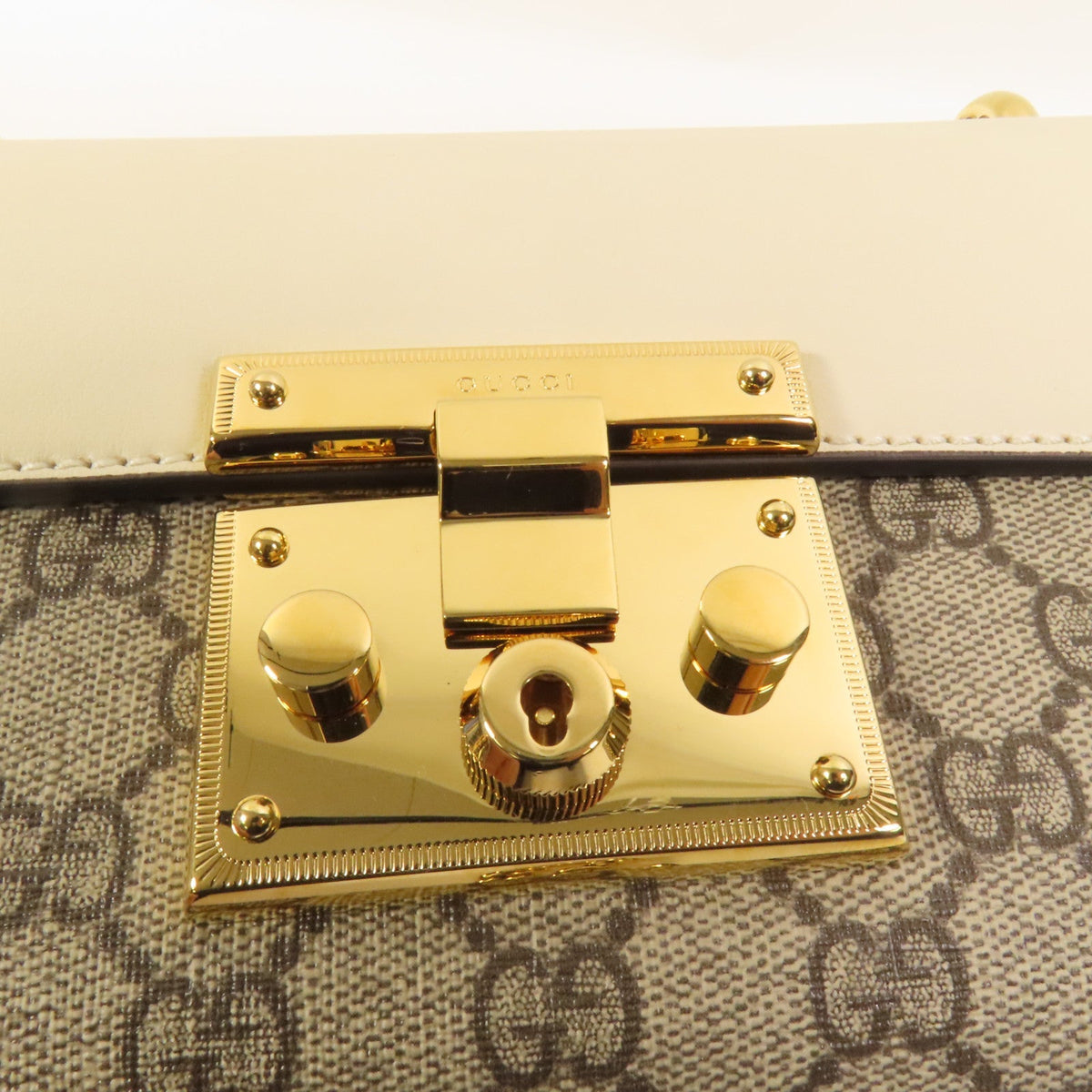 Gucci Padlock · GG Canvas · Chain Shoulder