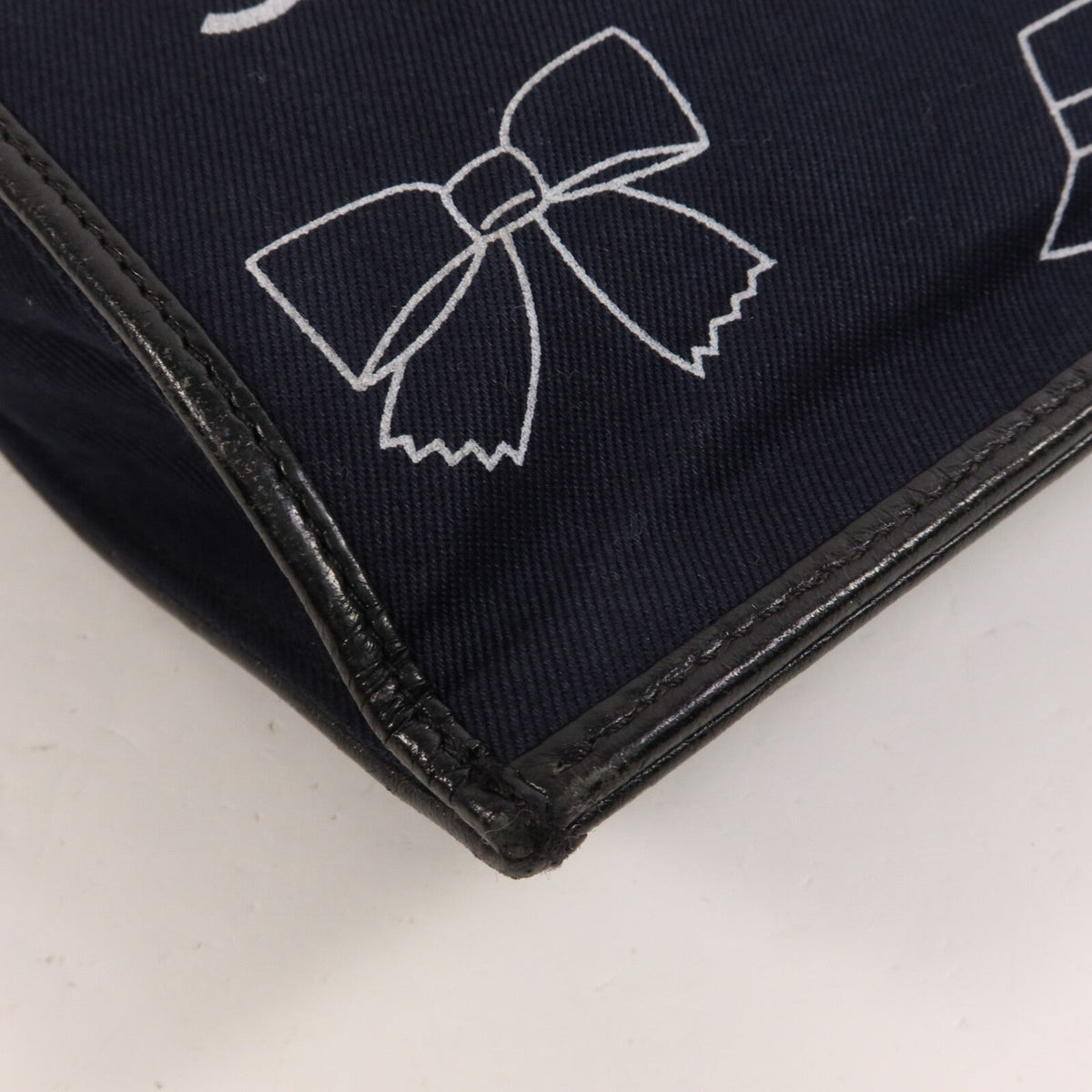 Chanel CC Icon · Canvas Tote