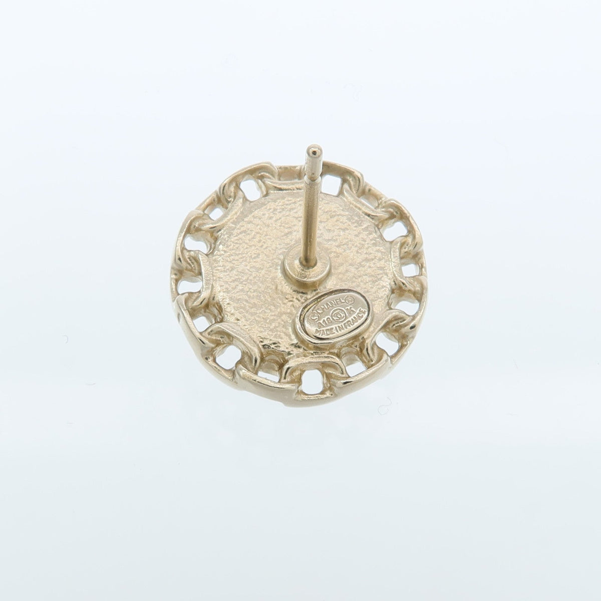 Chanel CC Earrings · Metal