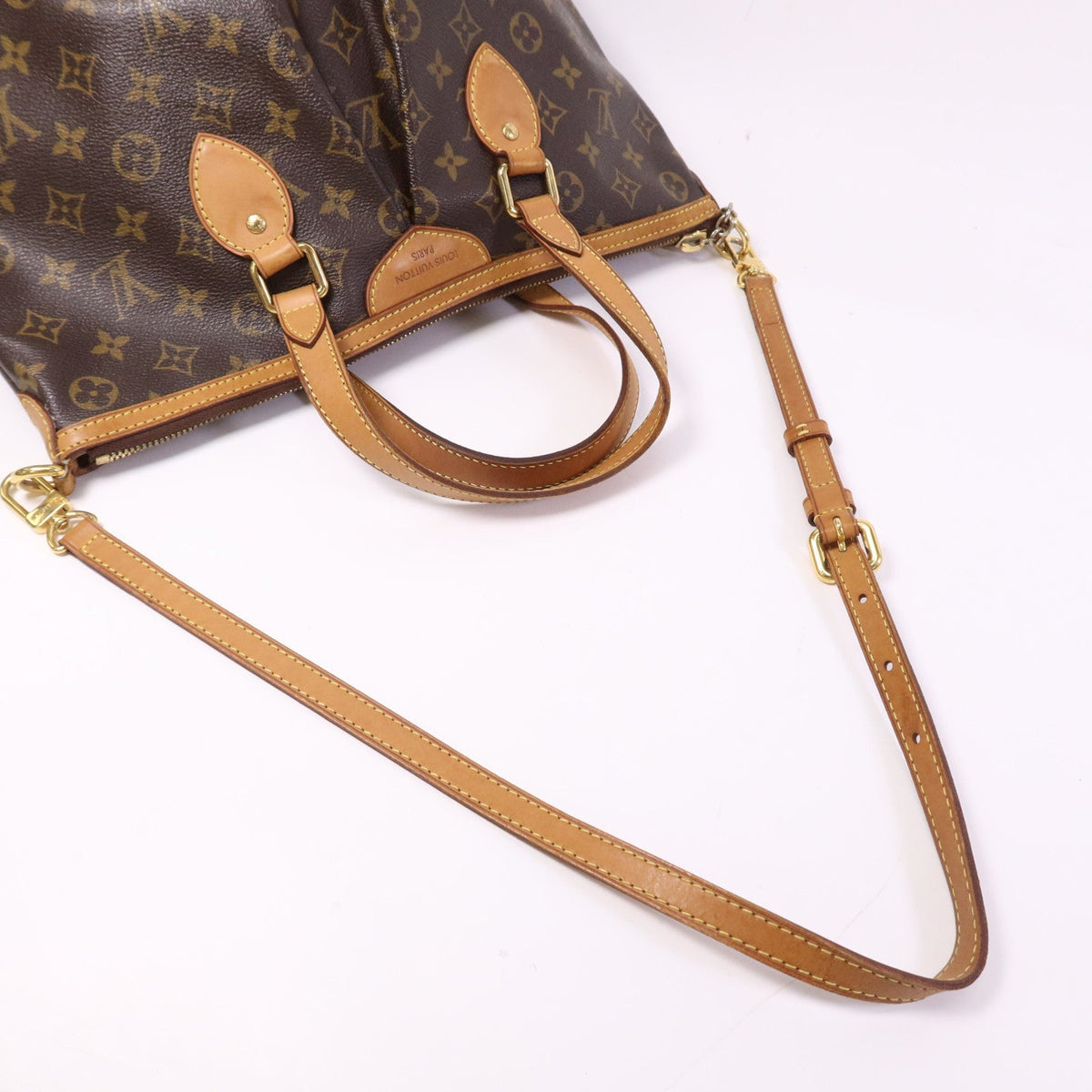 LOUIS VUITTON Palermo GM · Monogram