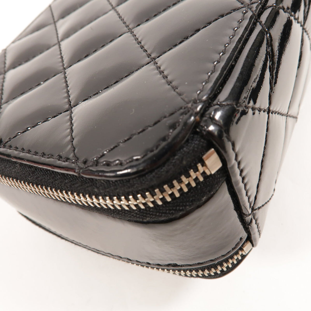 Chanel Chain Shoulder · Patent Leather