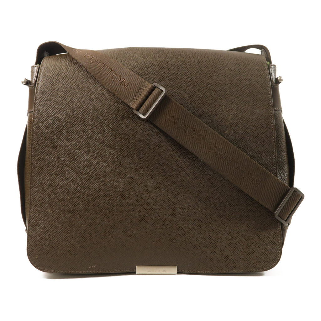 Louis Vuitton Viktor · Taiga Messenger