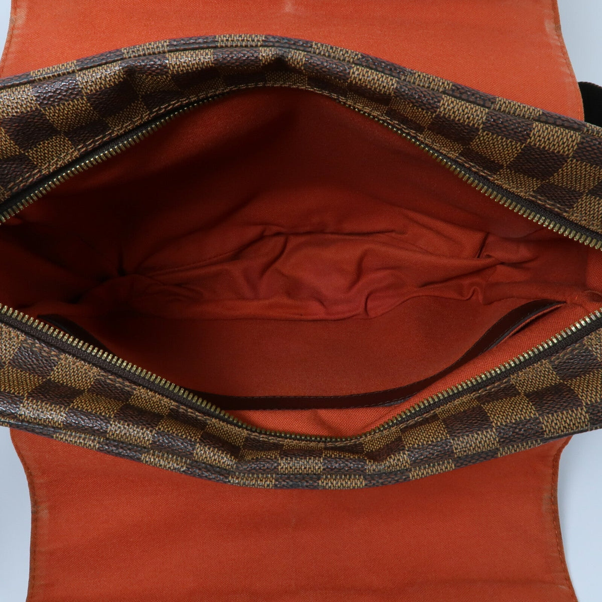 Louis Vuitton Naviglio · Damier