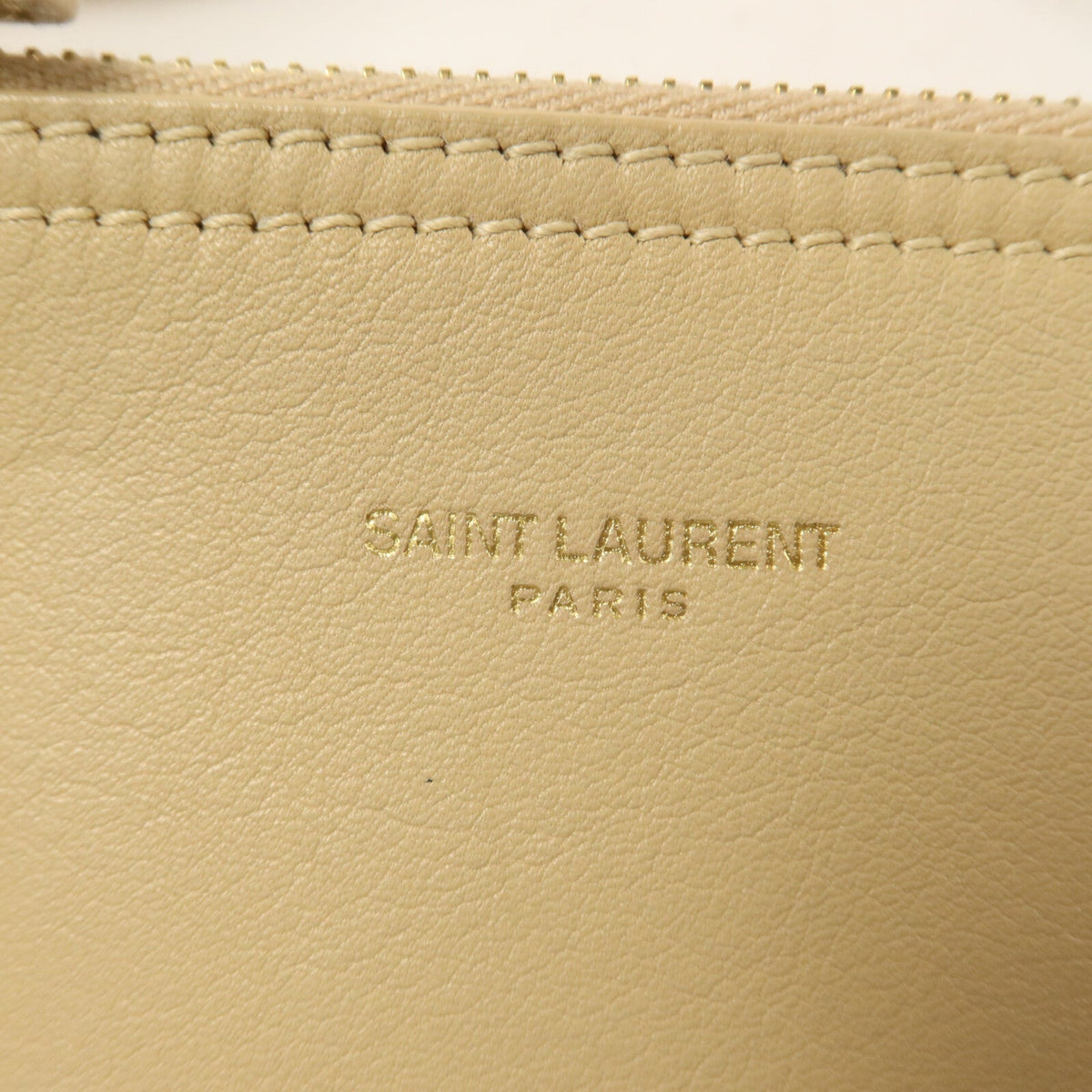 Saint Laurent Suzanne Hobo · Calfskin