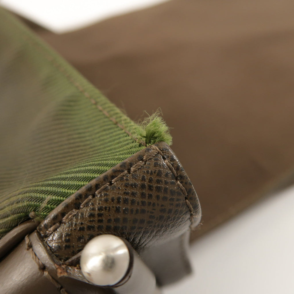 Louis Vuitton Viktor · Taiga Messenger