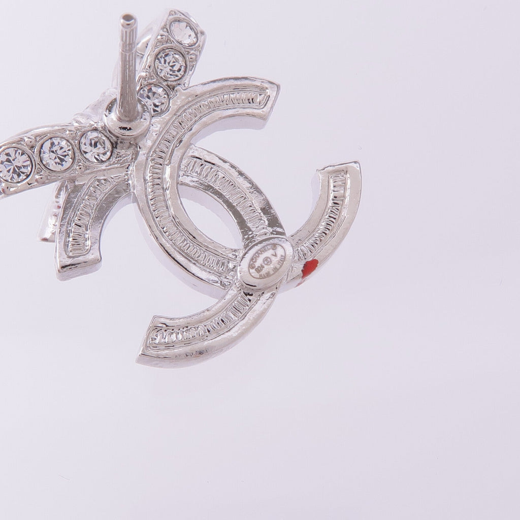 CHANEL CC Earrings · Silver Metal