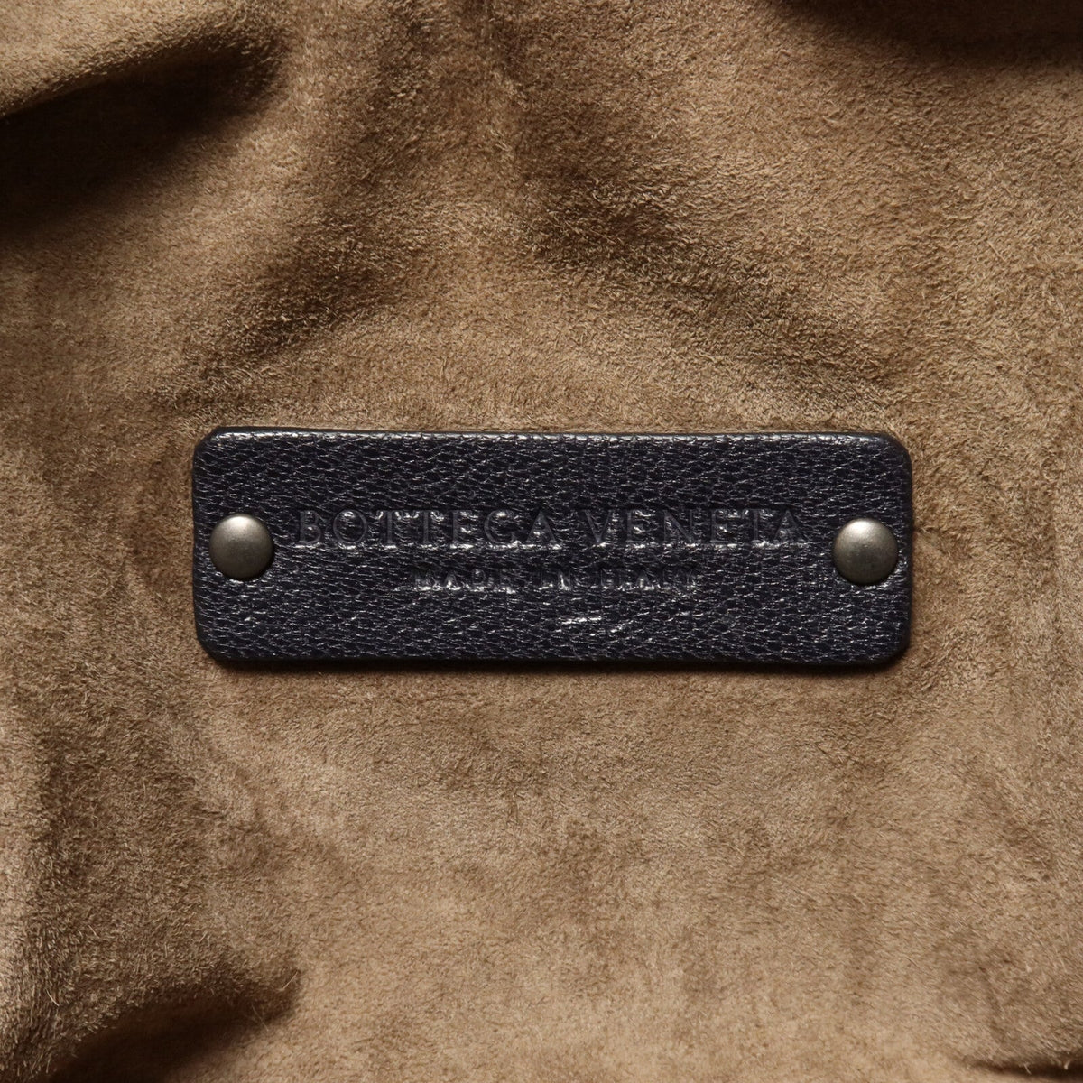 Bottega Veneta Boston · Calfskin