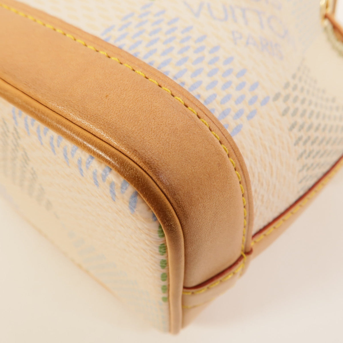 Louis Vuitton Nano Noé · Damier Giant