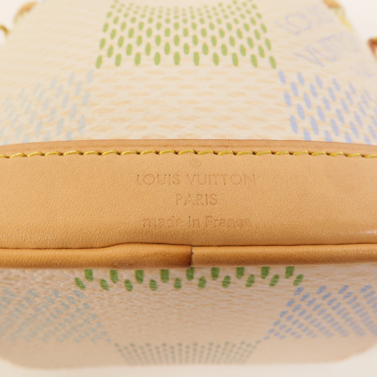 Louis Vuitton Nano Noé · Damier Giant