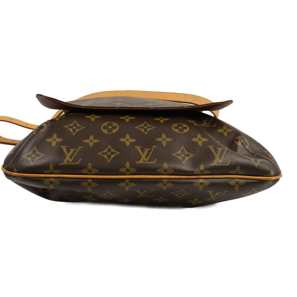 Louis Vuitton Musette · Monogram