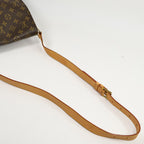 Louis Vuitton Musette · Monogram