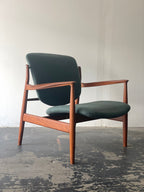 Finn Juhl Model 136 Lounge Chair for France & Son Circa 1950's