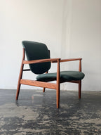 Finn Juhl Model 136 Lounge Chair for France & Son Circa 1950's