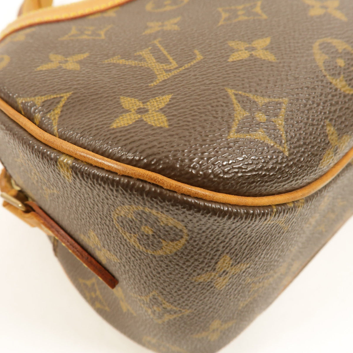 Louis Vuitton Blois · Monogram