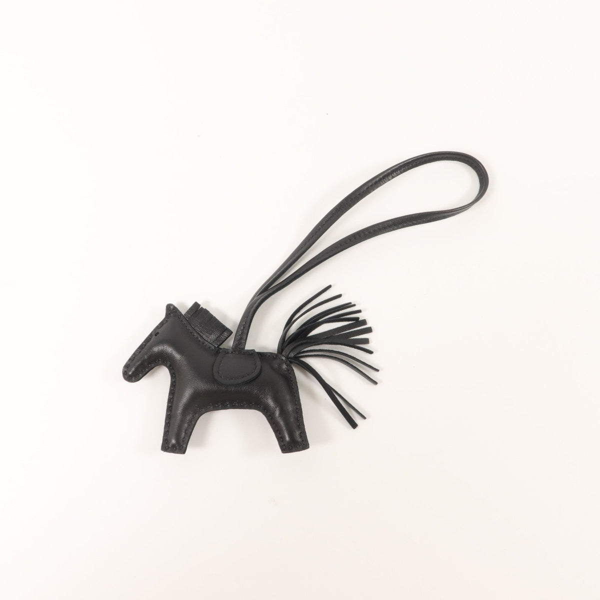 Hermès Rodeo PM · Milo Lambskin Charm
