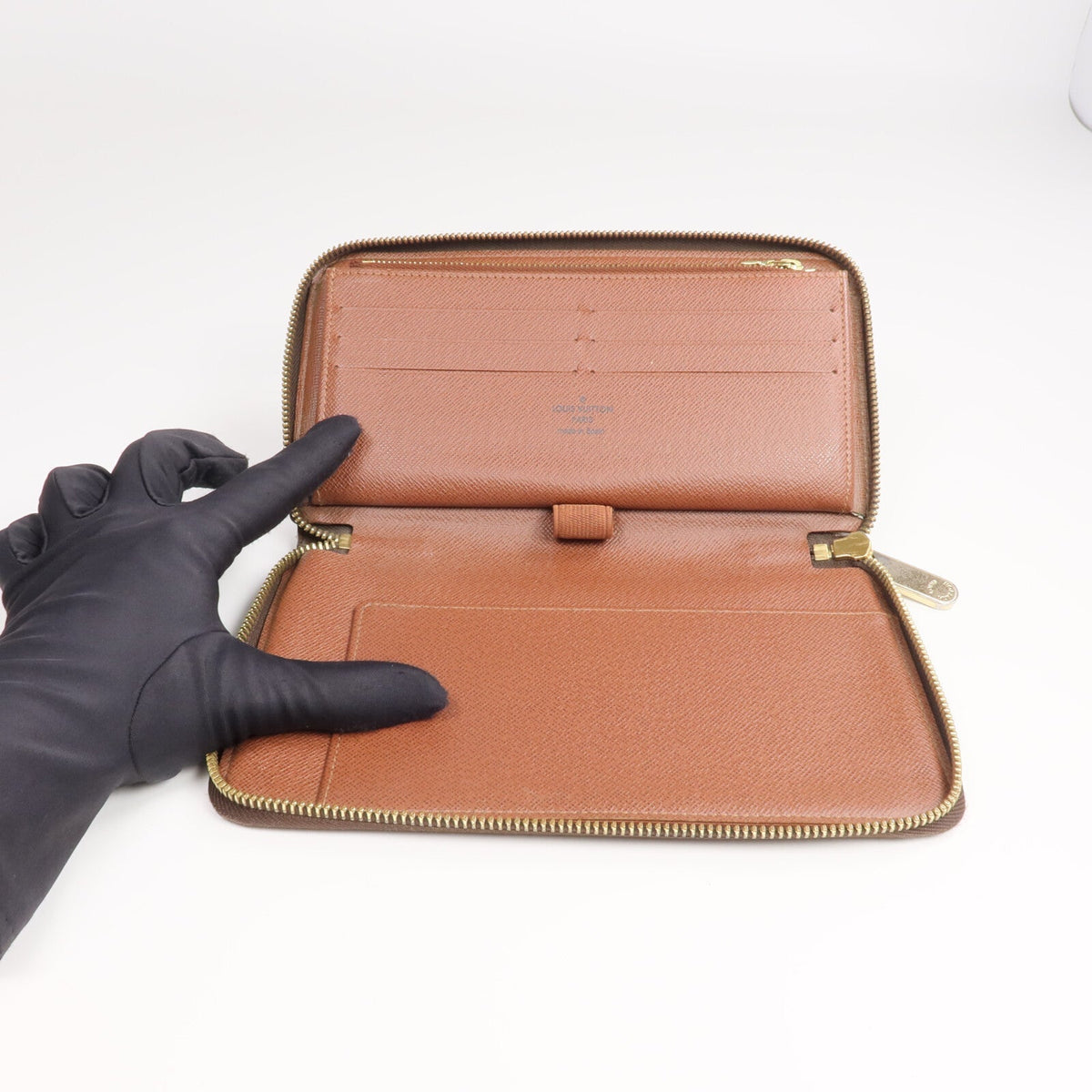 Louis Vuitton Zippy Organizer · Monogram