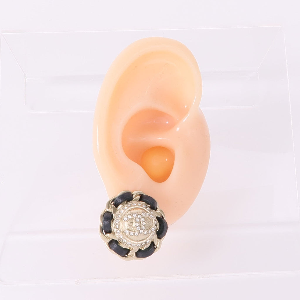 Chanel CC · Enamel Earrings