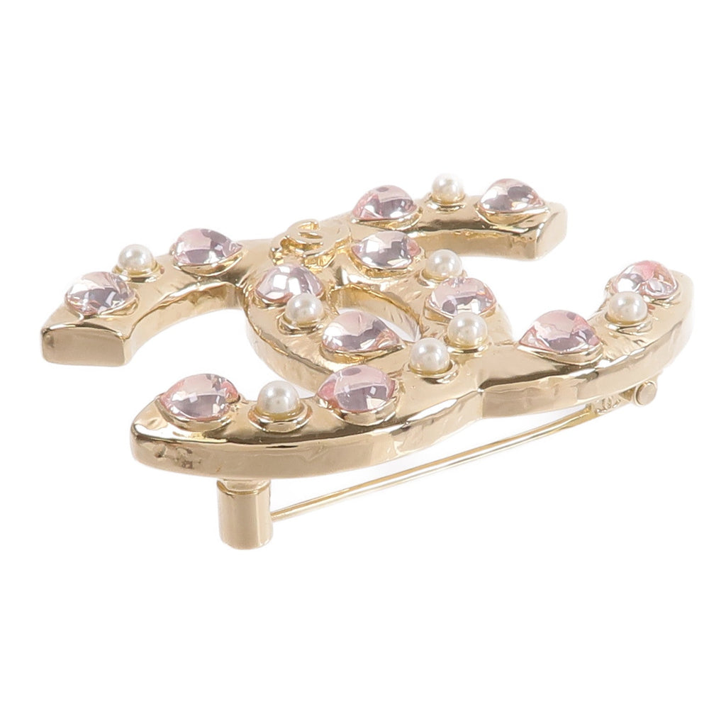 Chanel CC Brooch · Rose Gold