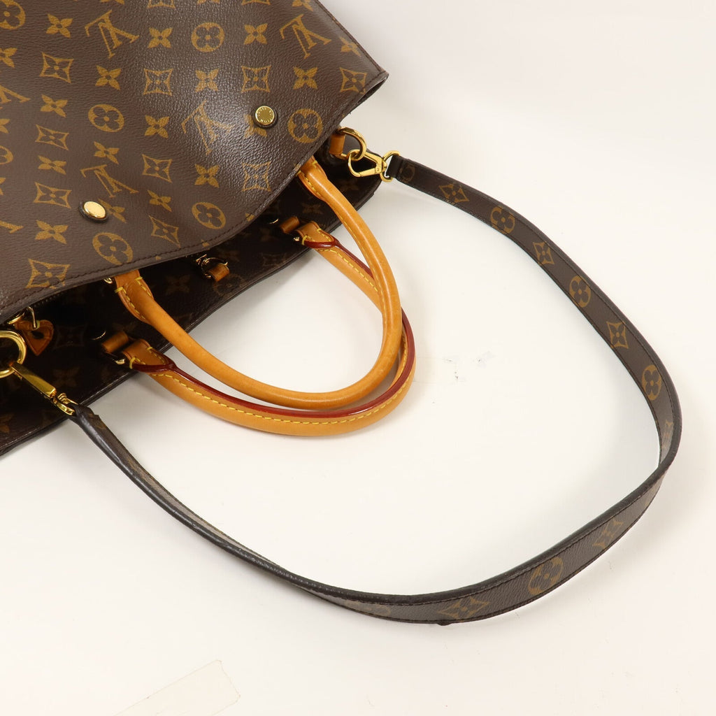 Louis Vuitton Montaigne MM · Monogram Canvas