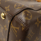 Louis Vuitton Montaigne MM · Monogram Canvas