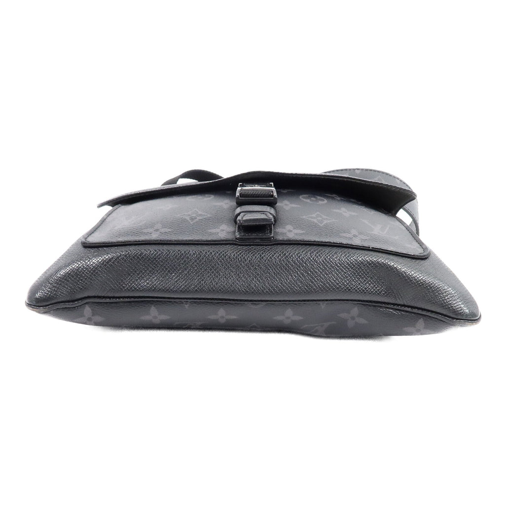 Louis Vuitton Outdoor · Taigarama