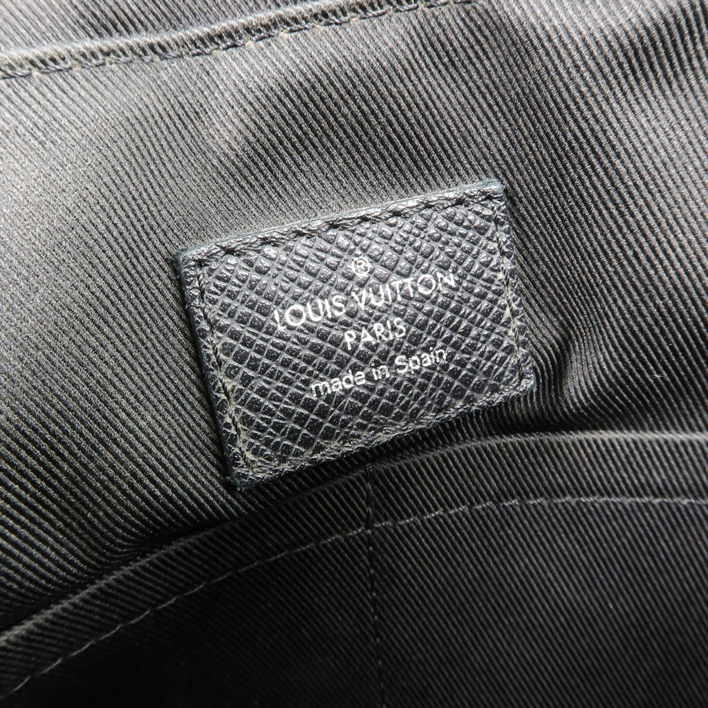 Louis Vuitton Outdoor · Taigarama