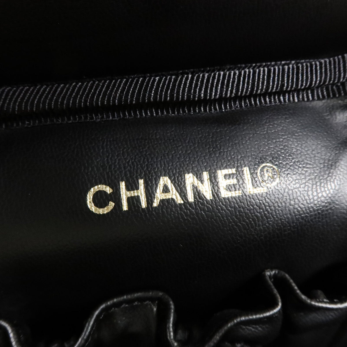 Chanel Vintage Vanity · Calfskin