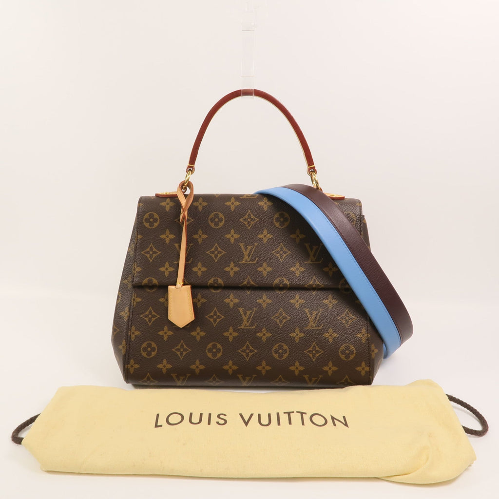 Louis Vuitton Cluny MM · Monogram