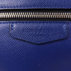 Louis Vuitton Outdoor Messenger PM · Taiga