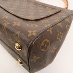 Louis Vuitton Cluny MM · Monogram